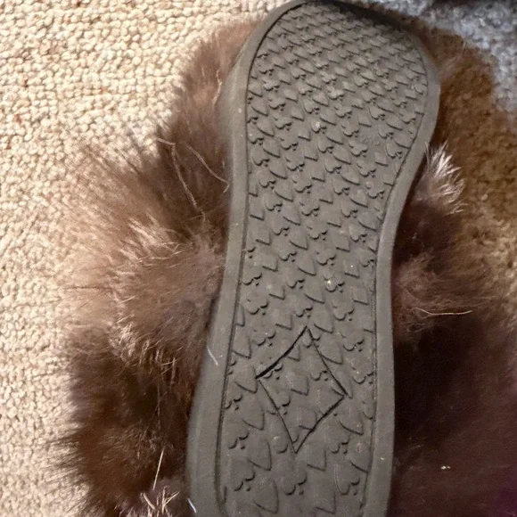 Luxurious Fox Fur Boots, size 6.5-7 - Picture 4 of 6